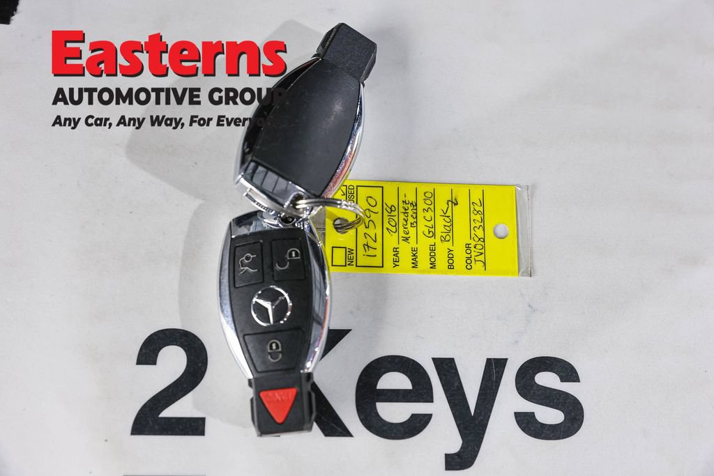 Used 2018 Mercedes-Benz GLC 300 4MATIC image 26