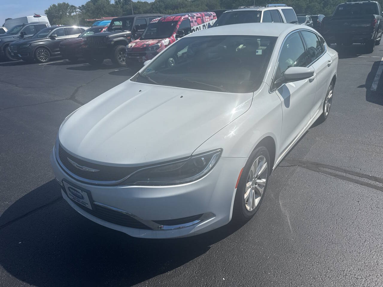 Used 2017 Chrysler 200 Limited Platinum FWD image 6