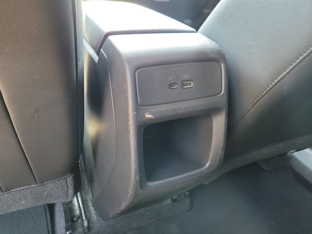 Used 2025 Chevrolet Trax LT FWD image 14