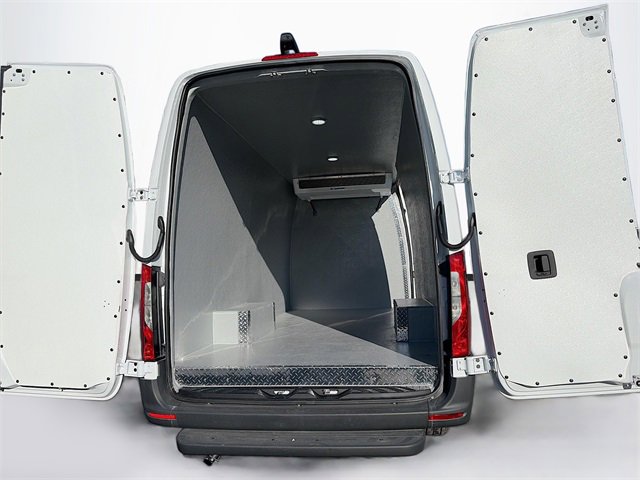 New 2025 Mercedes-Benz Sprinter 3500 image 10