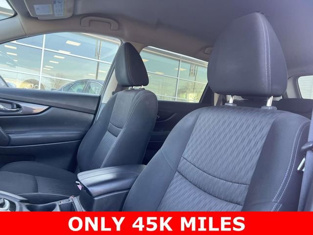 Used 2018 Nissan Rogue SV image 8