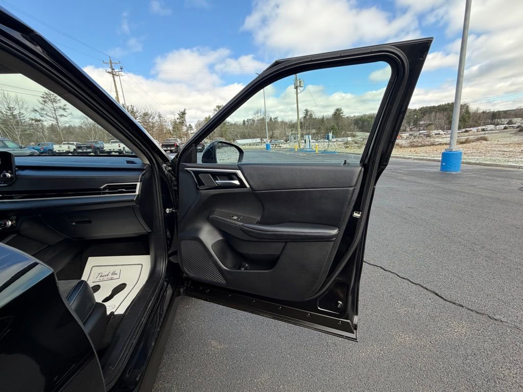 Used 2024 Mitsubishi Outlander SE AWD/4WD image 32