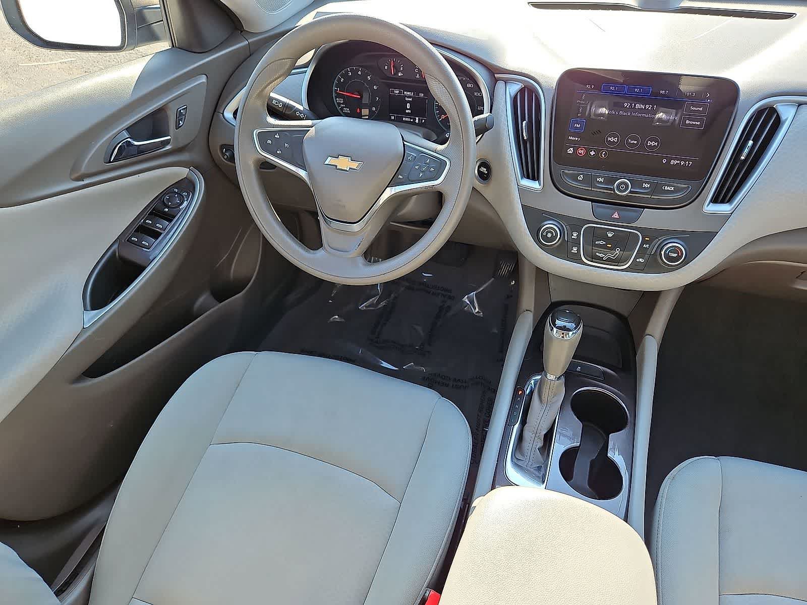 Certified 2019 Chevrolet Malibu LS FWD image 10