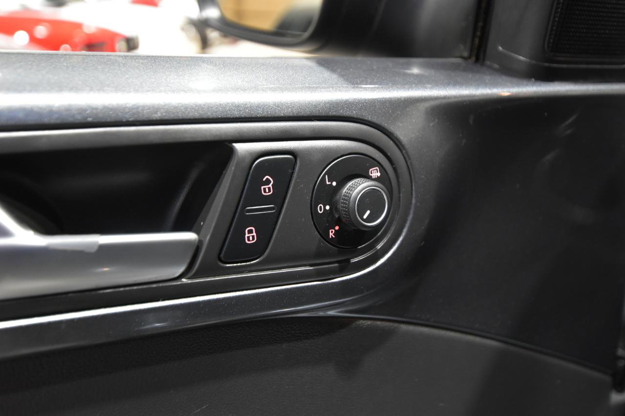 Used 2016 Volkswagen Beetle 1.8T SE image 11