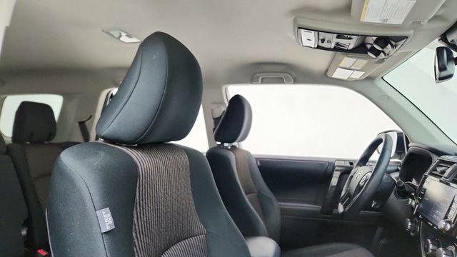 Used 2022 Toyota 4Runner TRD Off-Road image 21