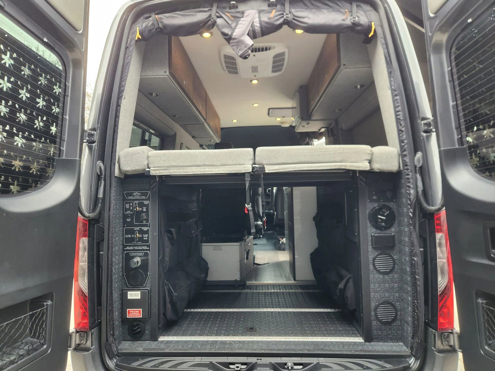 Used 2023 Mercedes-Benz Sprinter 2500 image 19