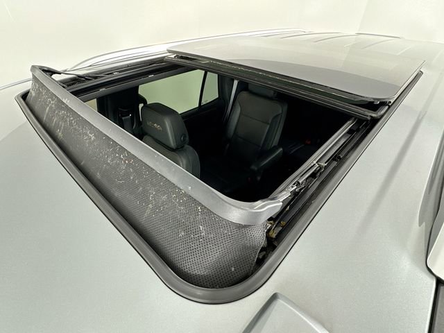 Used 2023 Chevrolet Tahoe High Country image 14