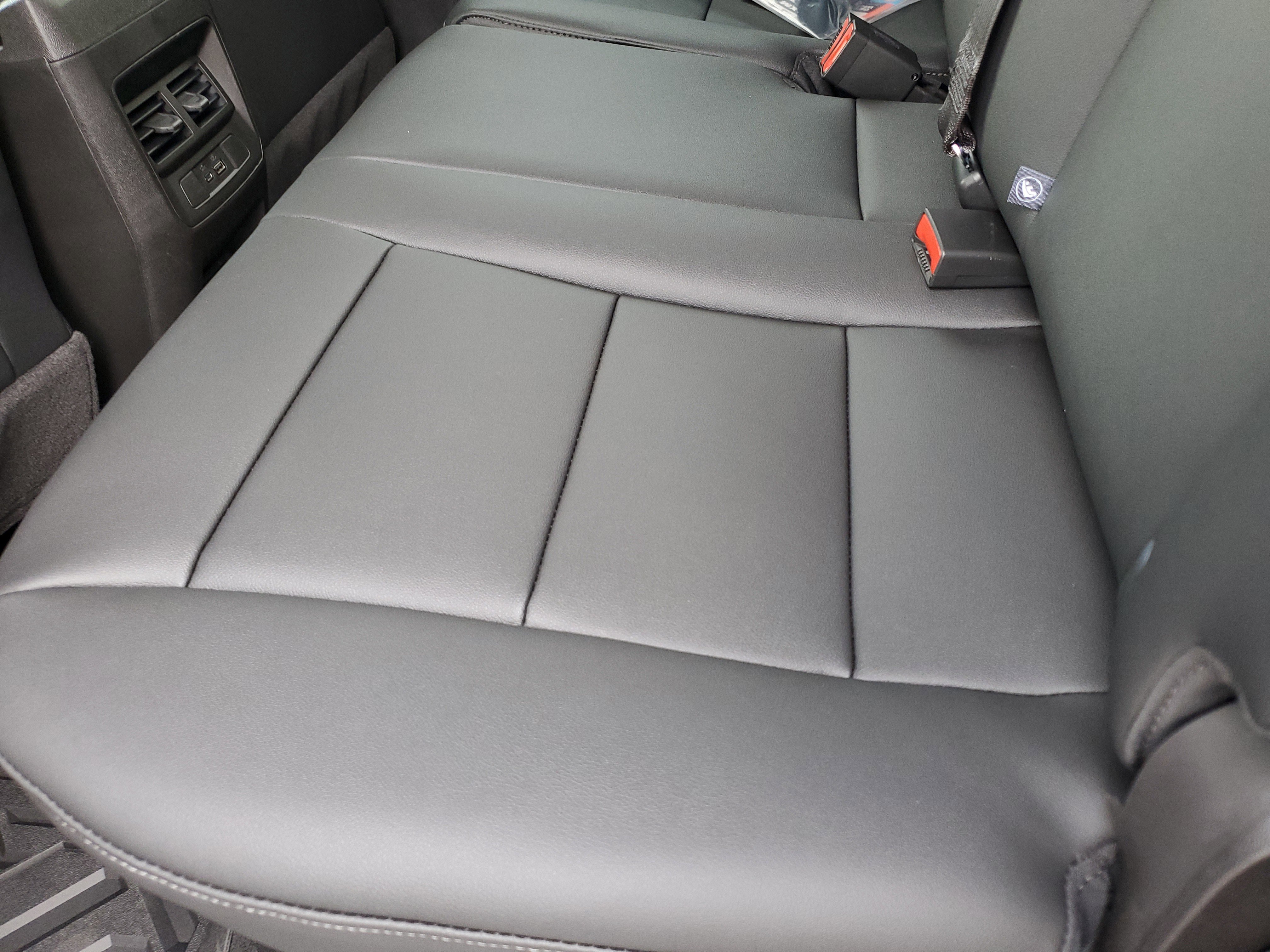 New 2026 GMC Canyon Elevation w/ Convenience Package image 31