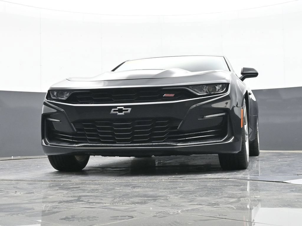 Used 2019 Chevrolet Camaro SS RWD image 40