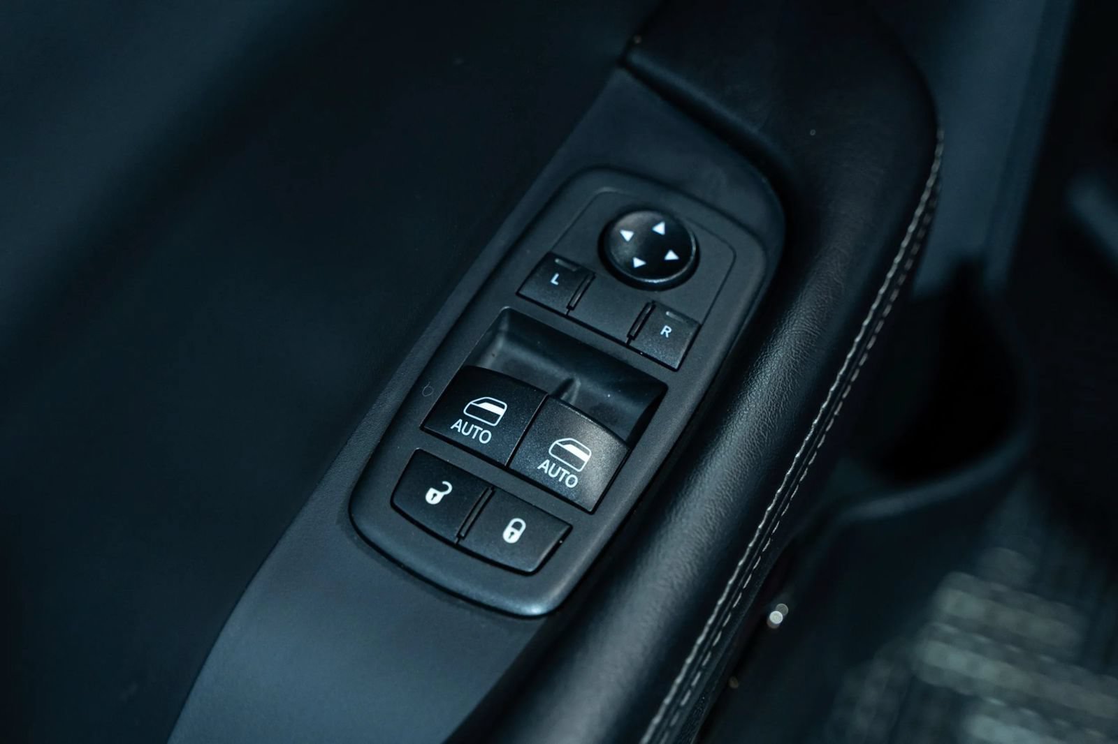 Used 2019 Dodge Challenger SRT Hellcat w/ Widebody Package RWD image 15