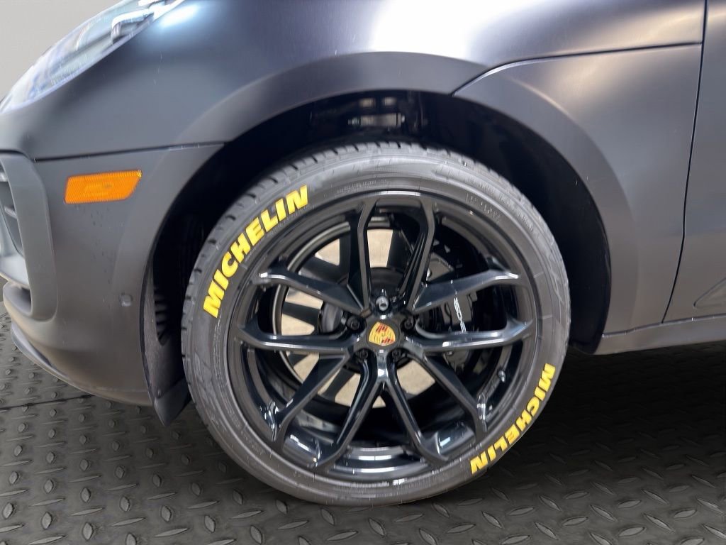 Used 2023 Porsche Macan GTS AWD/4WD image 26