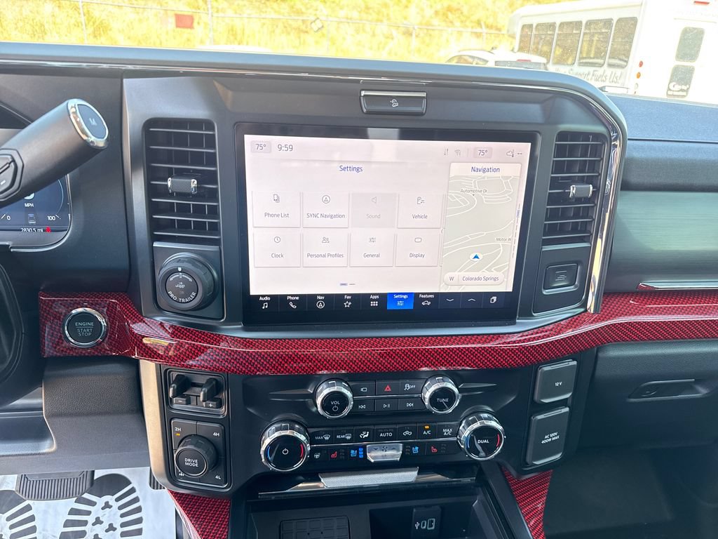 Used 2025 Ford F250 Lariat w/ Lariat Ultimate Package AWD/4WD image 19