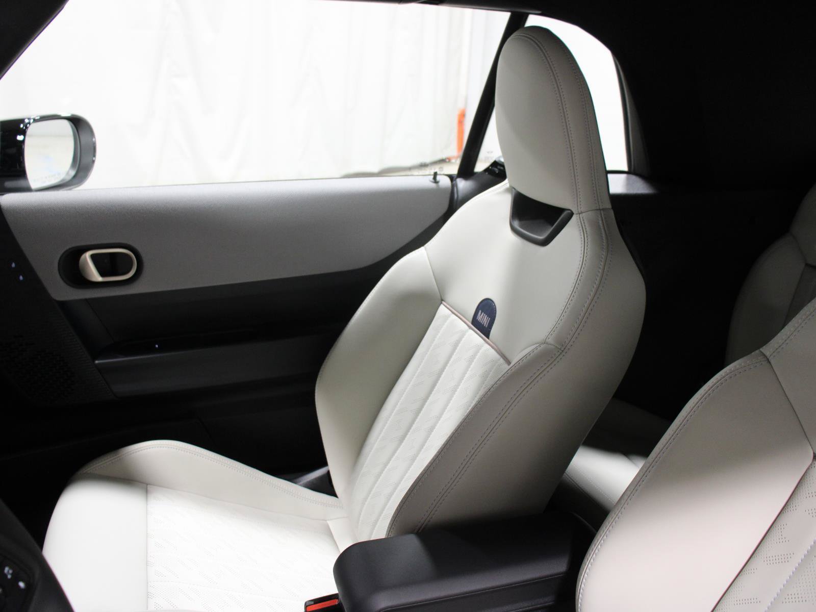 Certified 2026 MINI Cooper S FWD image 26