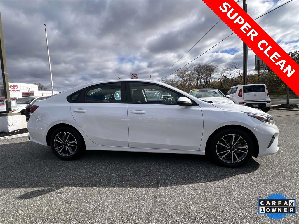 Used 2023 Kia Forte LXS w/ LXS Technology Package image 6