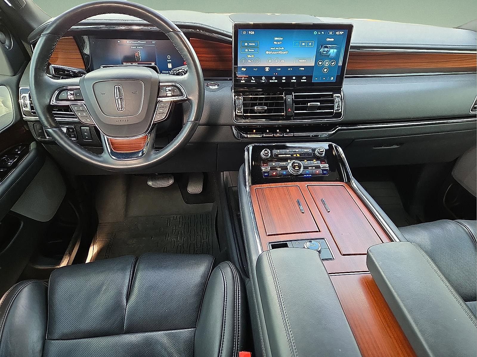 Used 2024 Lincoln Navigator L Reserve AWD/4WD image 12
