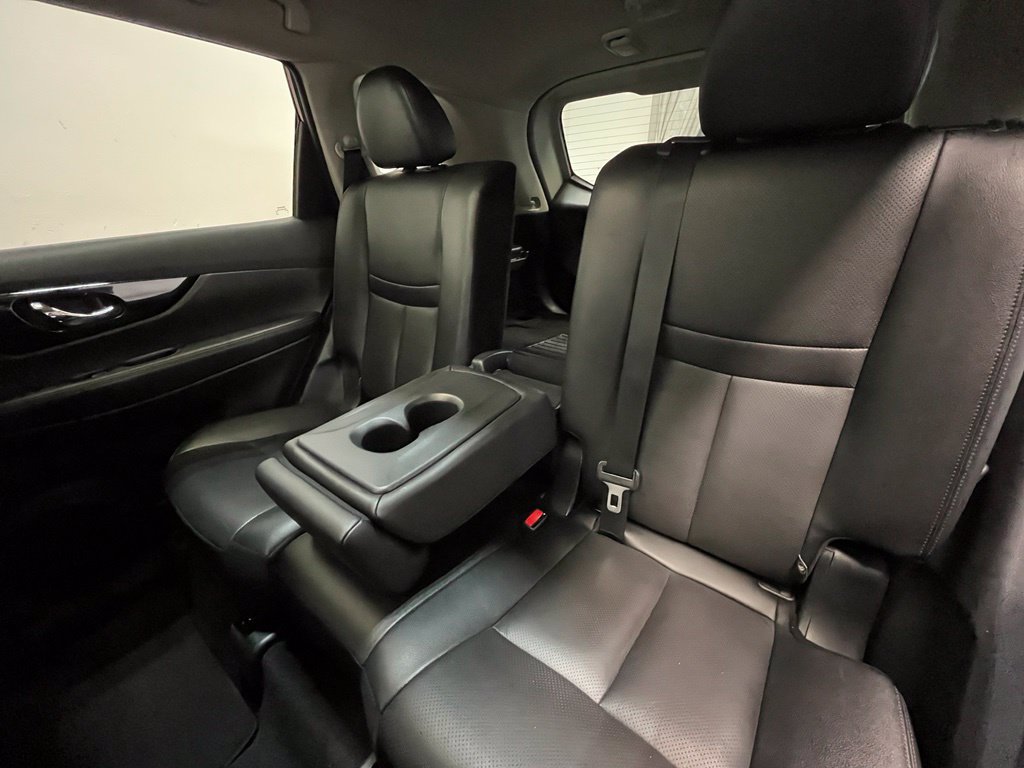 Used 2020 Nissan Rogue SL w/ Premium Package AWD/4WD image 14
