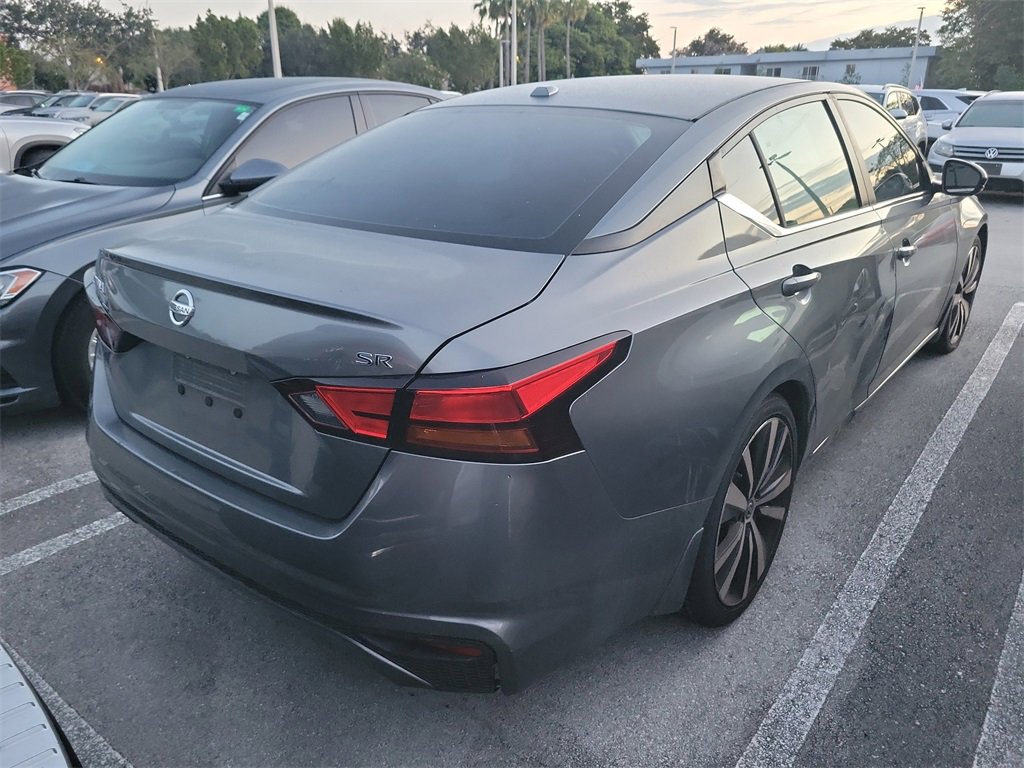 Used 2019 Nissan Altima 2.5 SR w/ SR Premium Package image 10