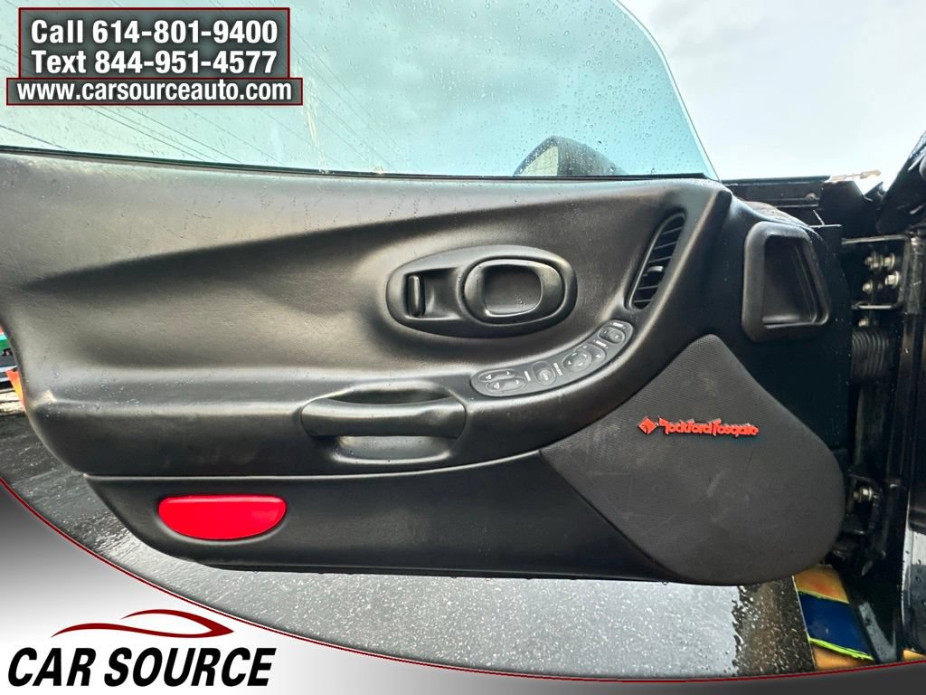 Used 1997 Chevrolet Corvette Coupe w/ Memory Pkg RWD image 22