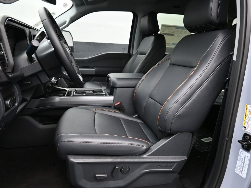 New 2026 Ford F250 Lariat w/ Chrome Package image 13