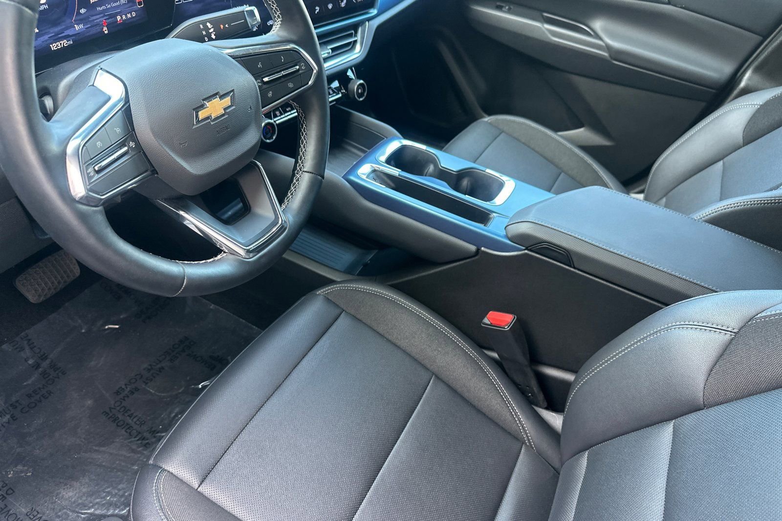 Used 2025 Chevrolet Equinox EV LT w/ Convenience Package image 10