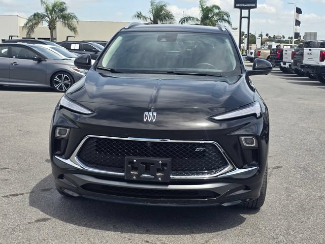 Used 2025 Buick Encore GX Sport Touring w/ Advanced Technology Package FWD image 2
