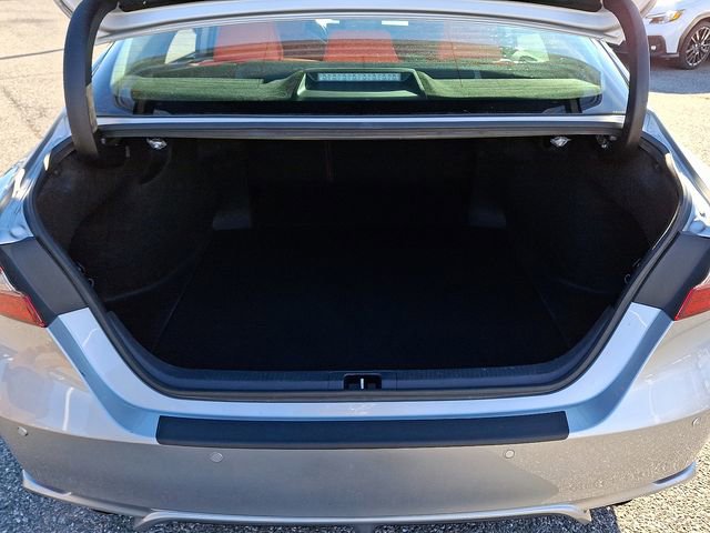 Used 2024 Toyota Camry XSE w/ Navigation Package image 31