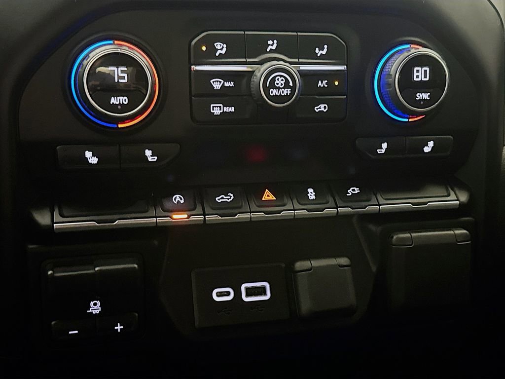 Used 2020 Chevrolet Silverado 1500 LT w/ Fleet Comfort Package image 15
