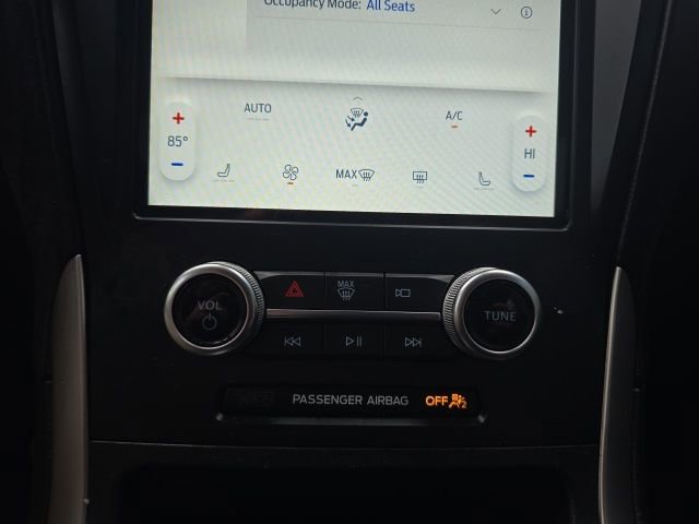 Used 2024 Ford Edge SEL image 21