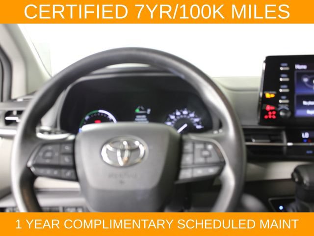 Used 2024 Toyota Sienna LE AWD/4WD image 27