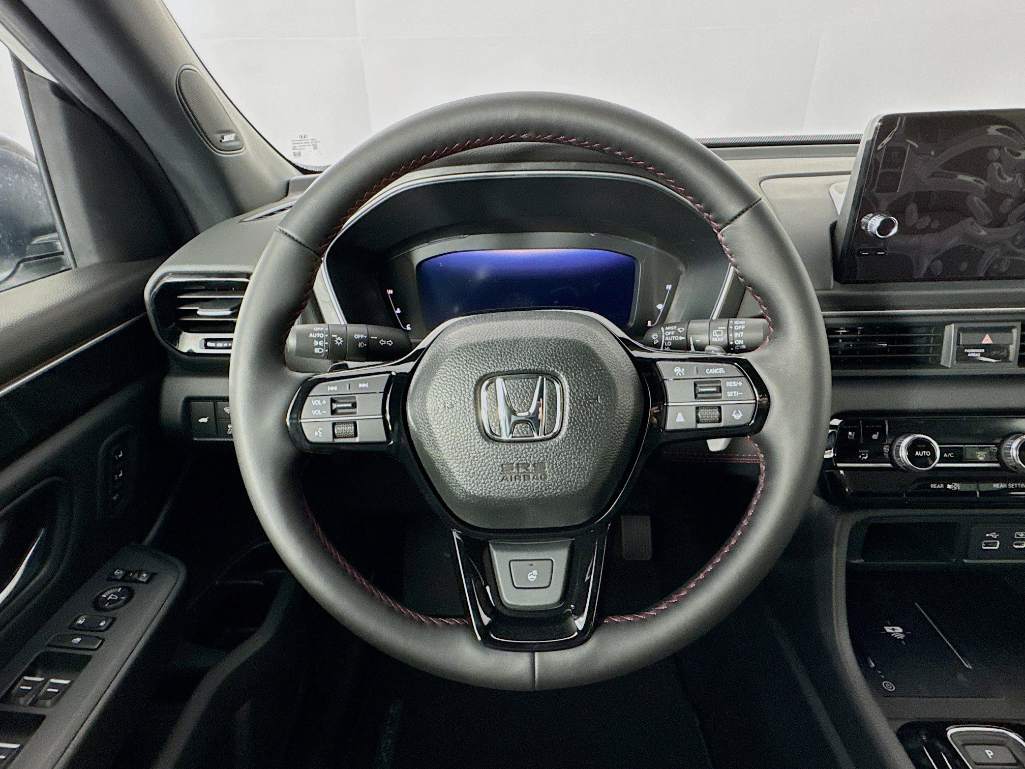 New 2025 Honda Pilot Black Edition image 11