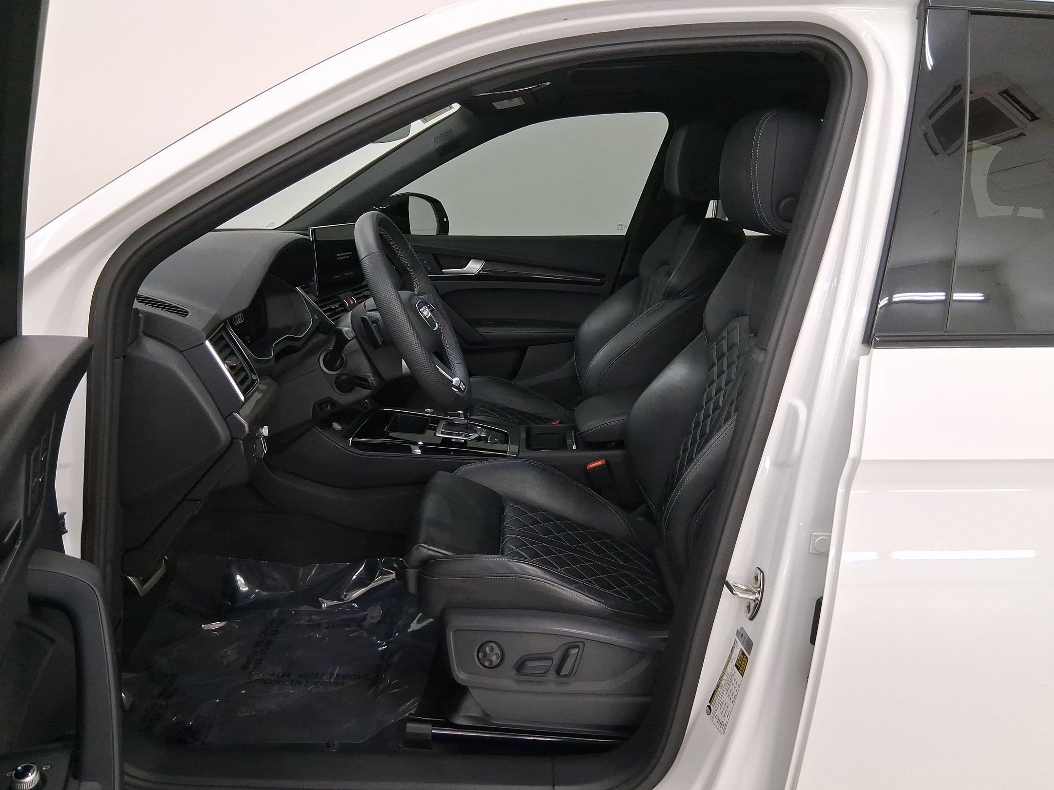 Used 2021 Audi SQ5 Prestige w/ Prestige Package image 5