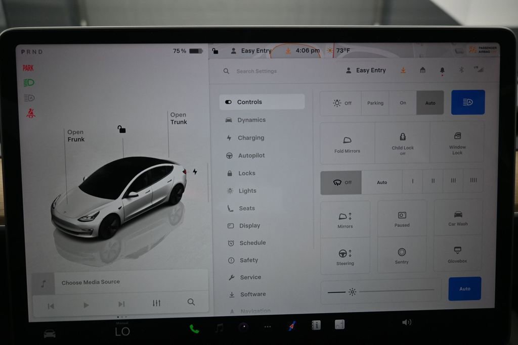 Used 2023 Tesla Model 3 Standard Range RWD image 13