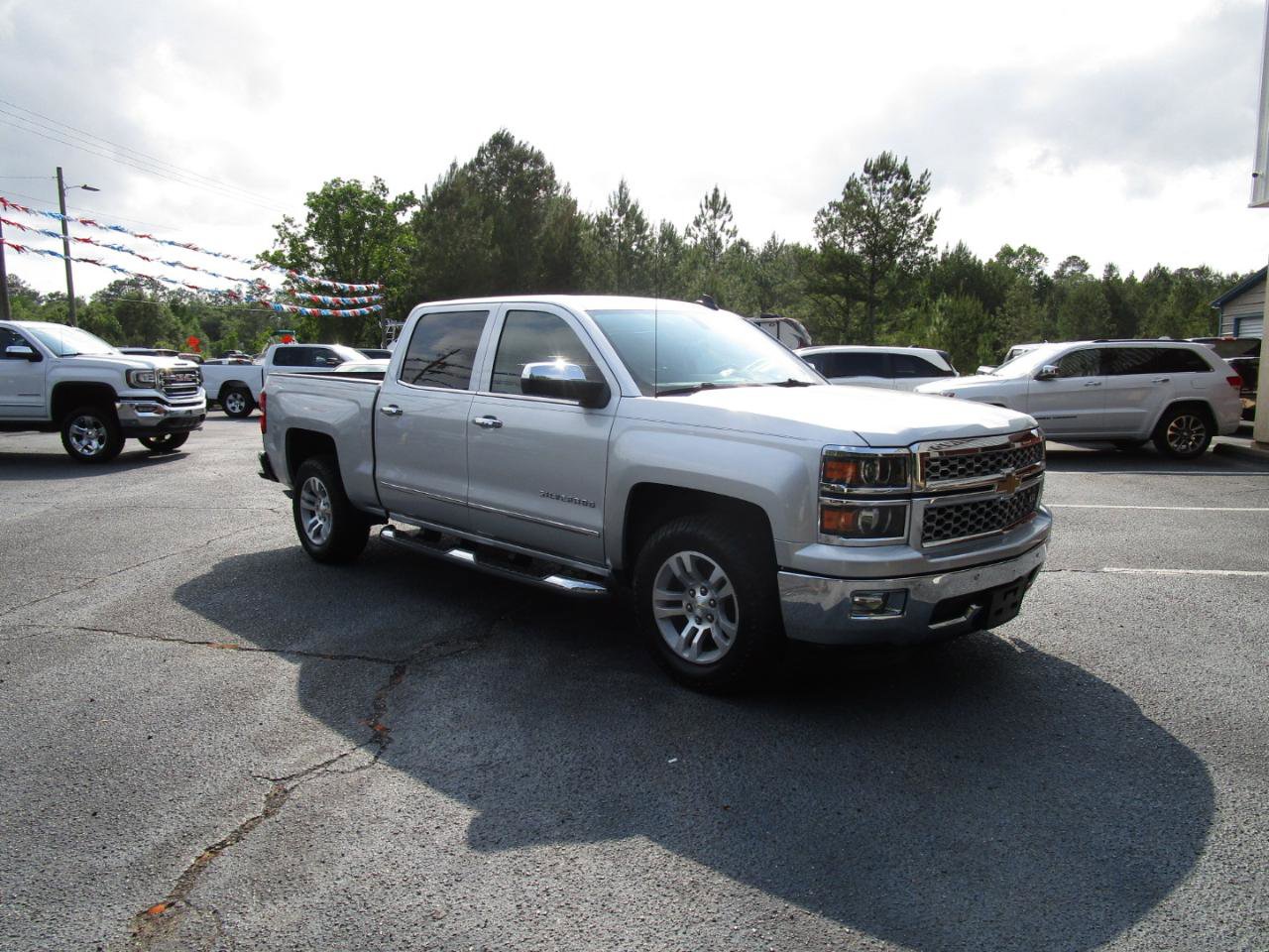 Used 2015 Chevrolet Silverado 1500 LTZ w/ LTZ Plus Package RWD image 6