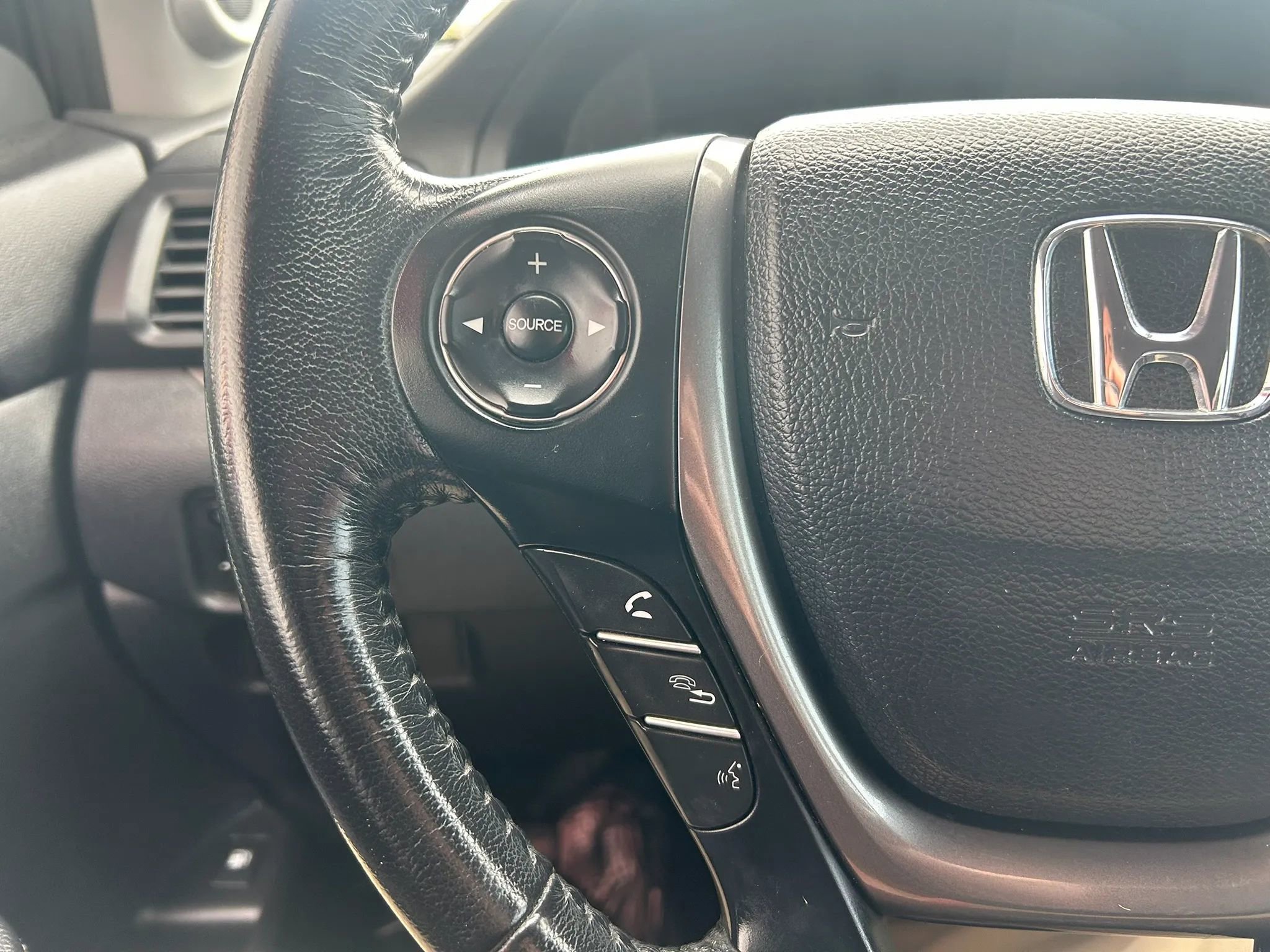 Used 2017 Honda Ridgeline RTL image 6