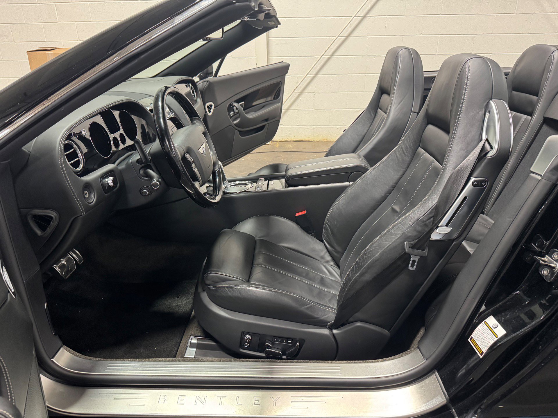 Used 2007 Bentley Continental GT image 64