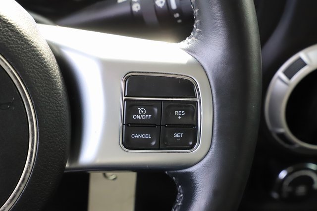 Used 2017 Jeep Wrangler Unlimited Rubicon image 19