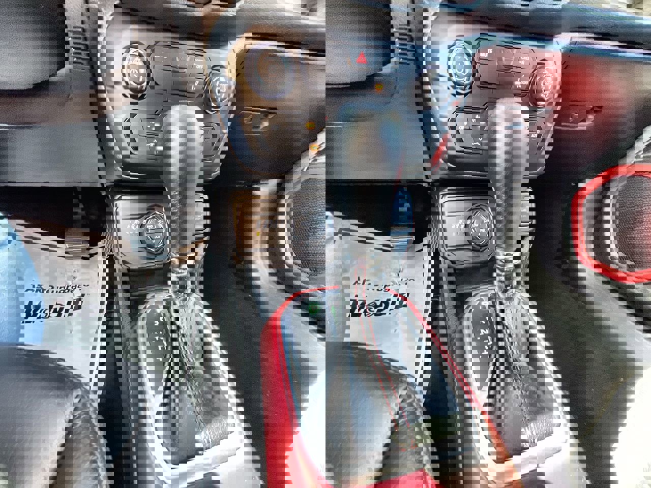 Used 2022 Jeep Renegade Trailhawk image 16