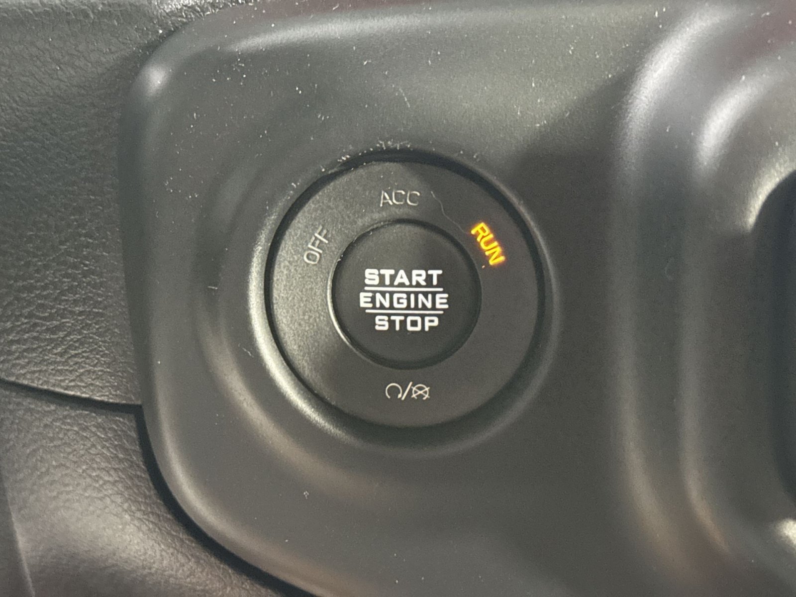 Used 2020 Jeep Gladiator Rubicon AWD/4WD image 42