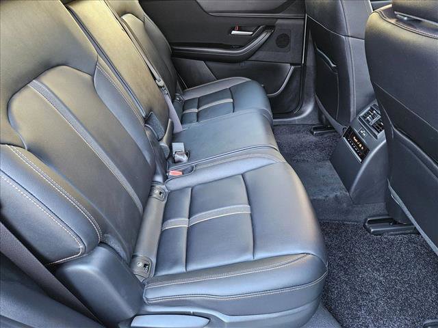 Used 2025 MAZDA CX-90 3.3 Turbo w/ Select Package image 18