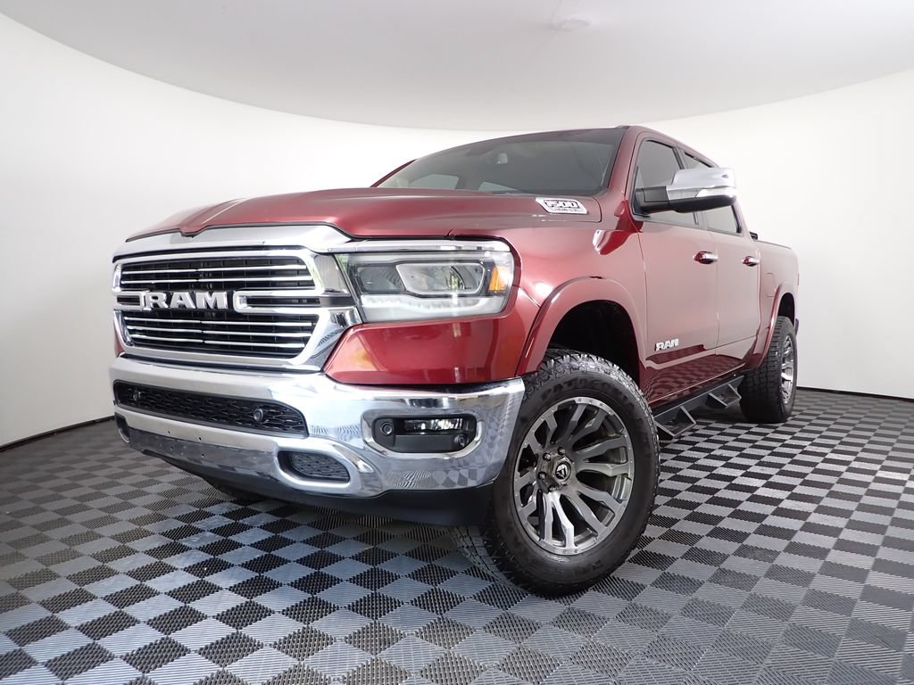 Used 2019 RAM 1500 Laramie AWD/4WD image 2