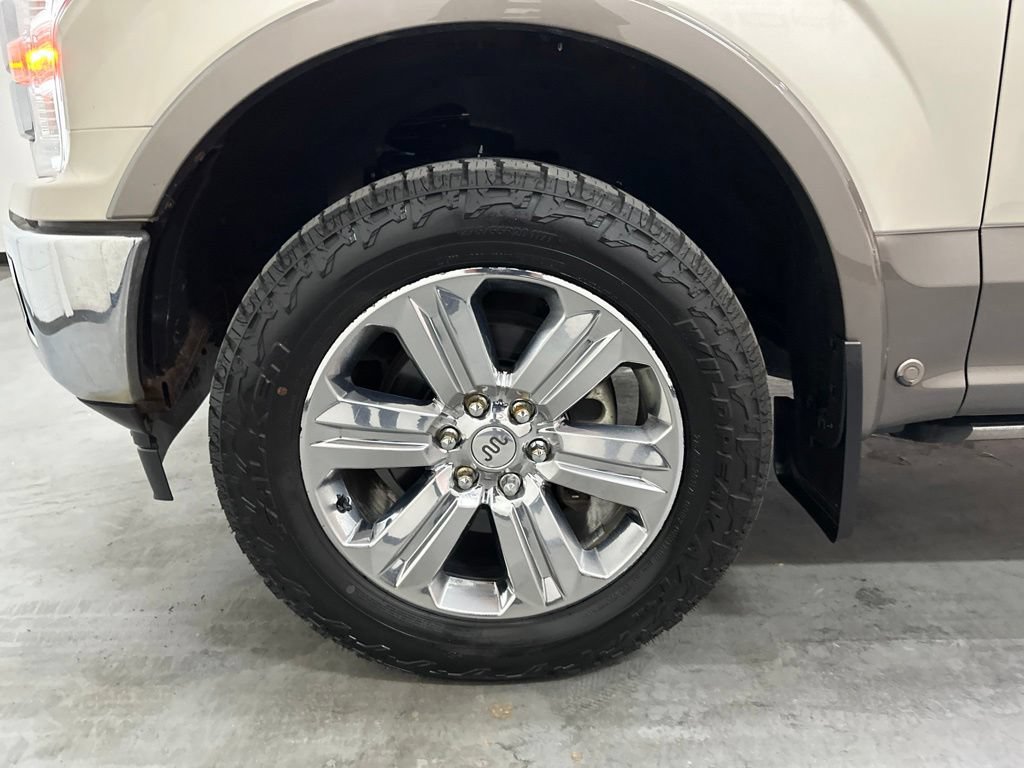 Used 2018 Ford F150 King Ranch w/ Equipment Group 601A Luxury AWD/4WD image 63