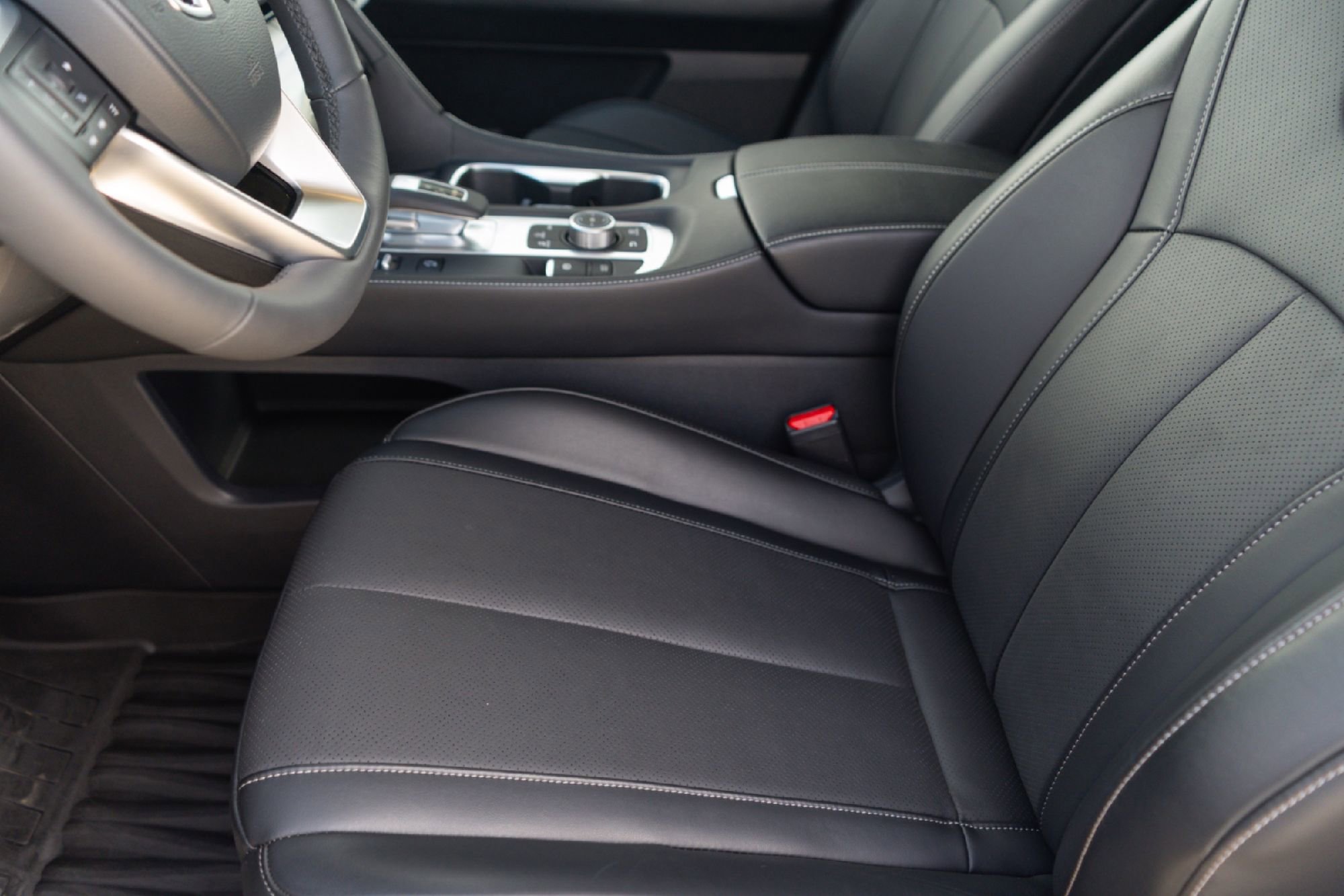 Certified 2026 INFINITI QX60 Luxe w/ Cargo Package image 9