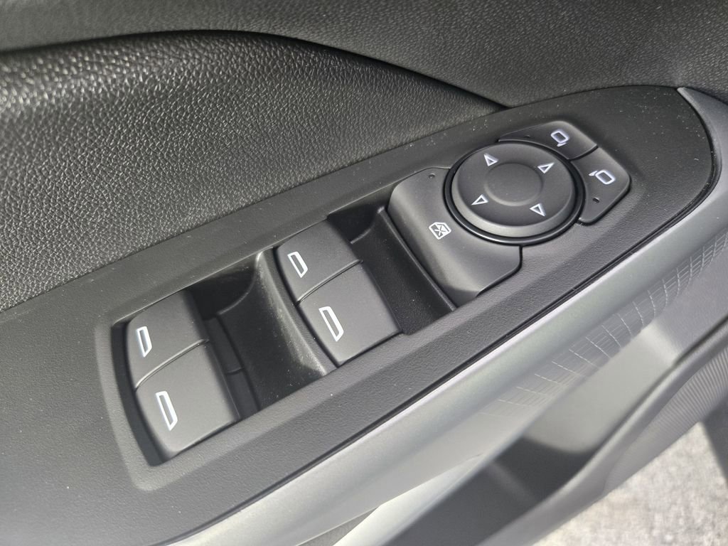 New 2026 Chevrolet Trax LS w/ Driver Confidence Package image 23