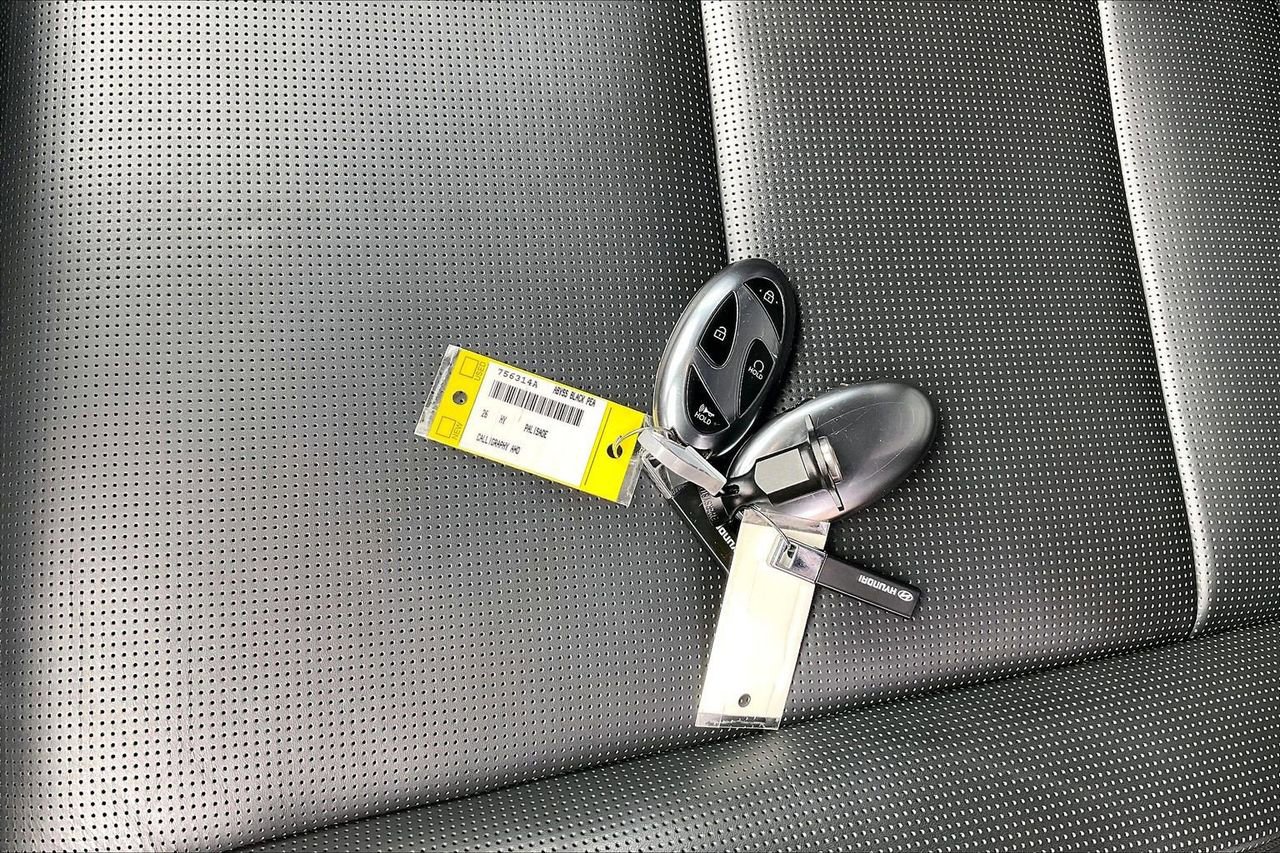 Used 2026 Hyundai Palisade Calligraphy image 35