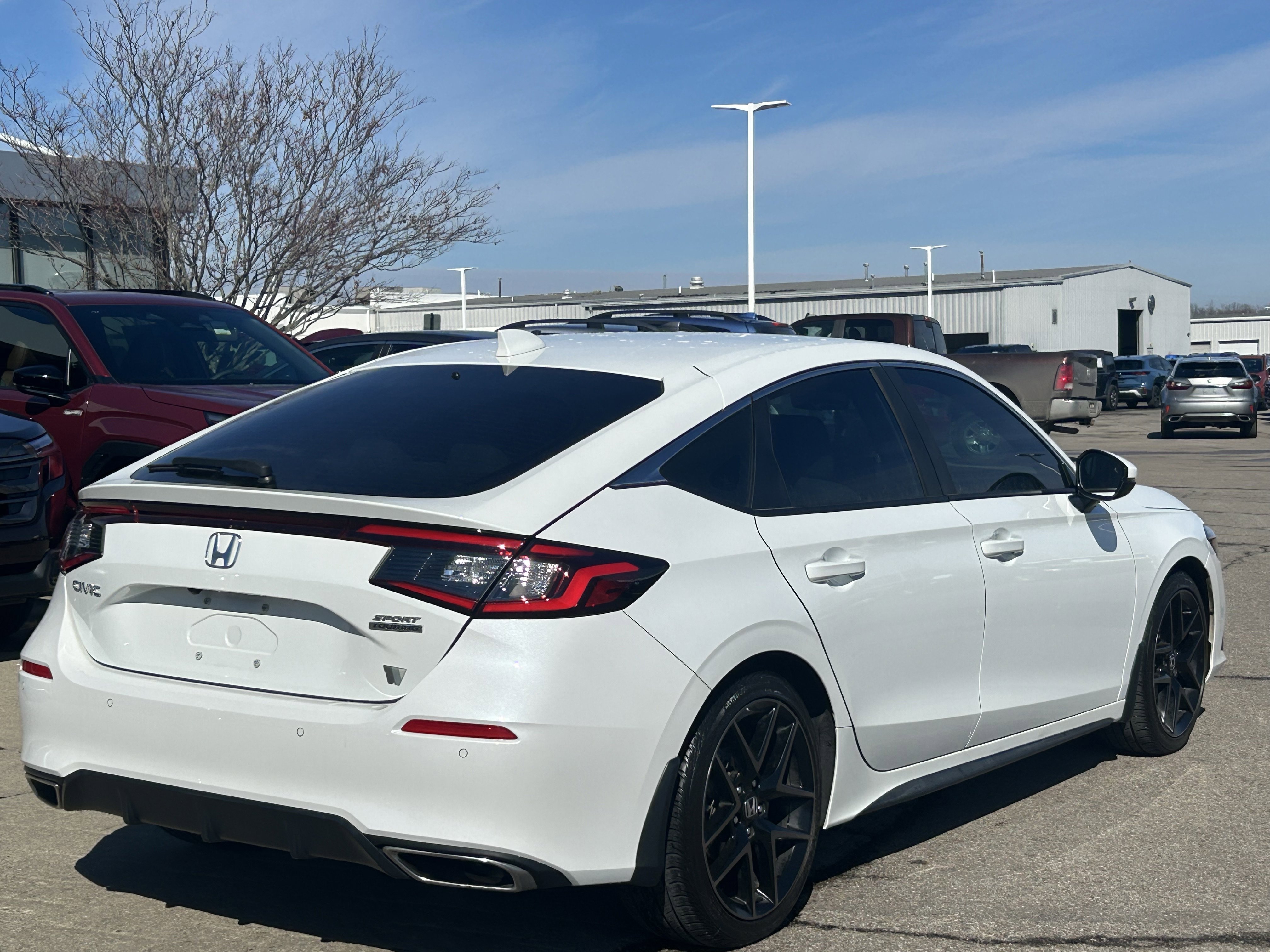 Used 2024 Honda Civic Sport Touring image 7