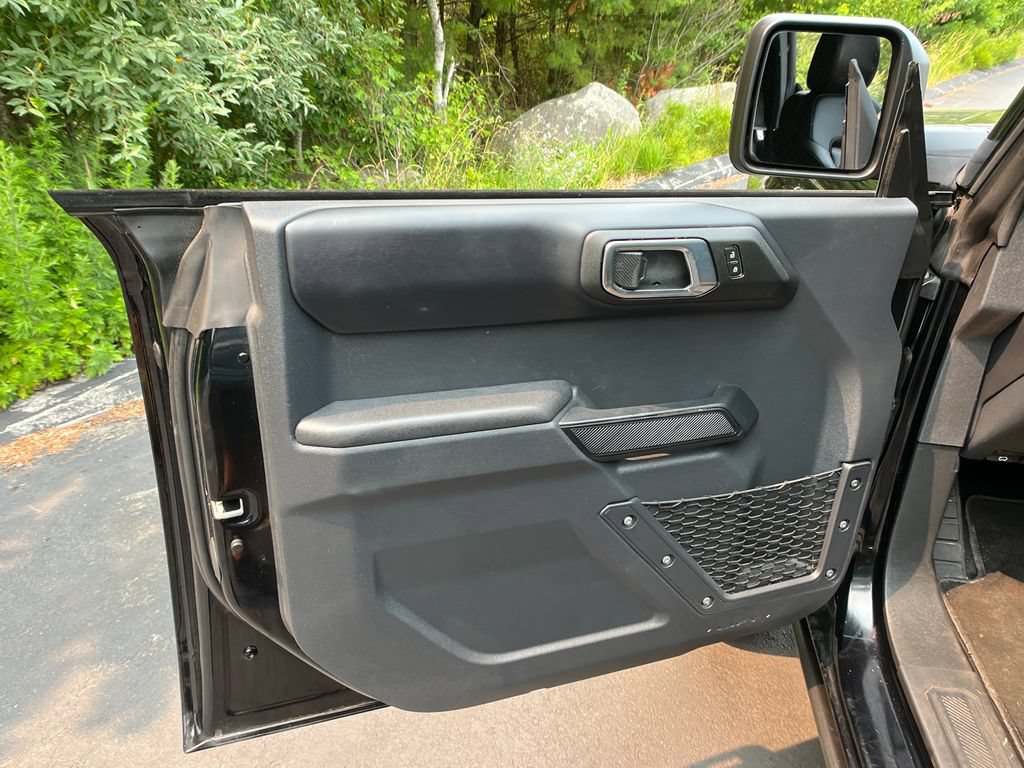 Used 2025 Ford Bronco Badlands w/ Sasquatch Package AWD/4WD image 11
