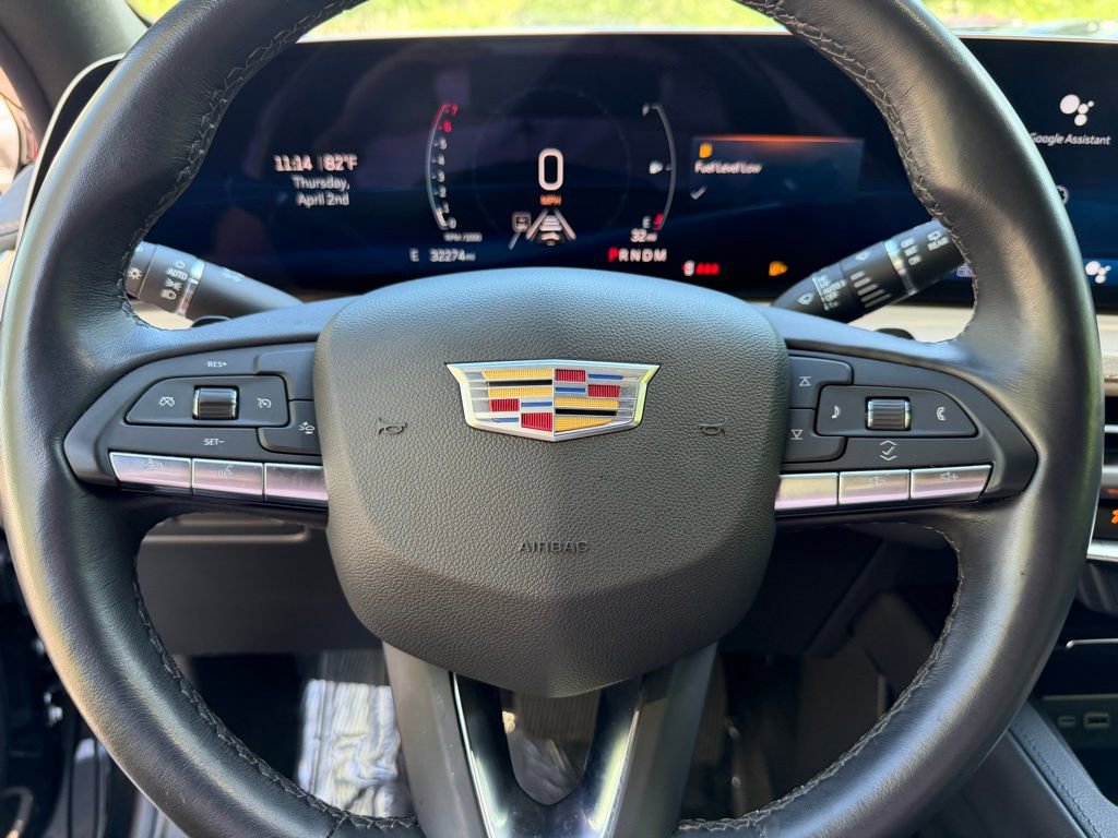 Used 2025 Cadillac XT4 Premium Luxury image 20