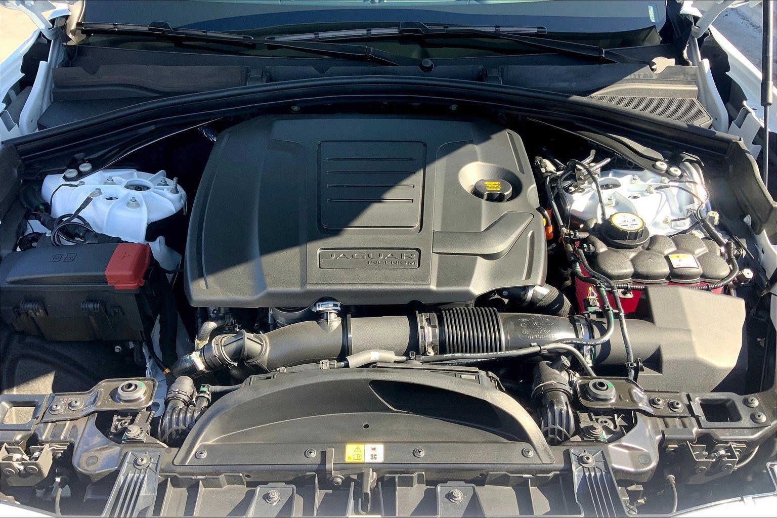 New 2026 Jaguar F-PACE R-Dynamic S image 8