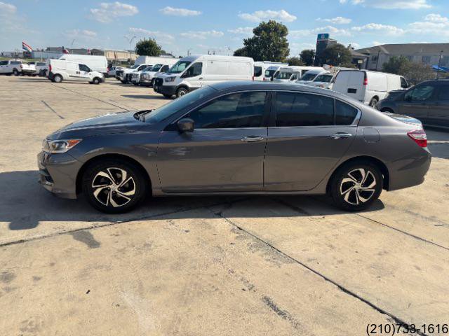 Used 2016 Honda Accord LX image 4