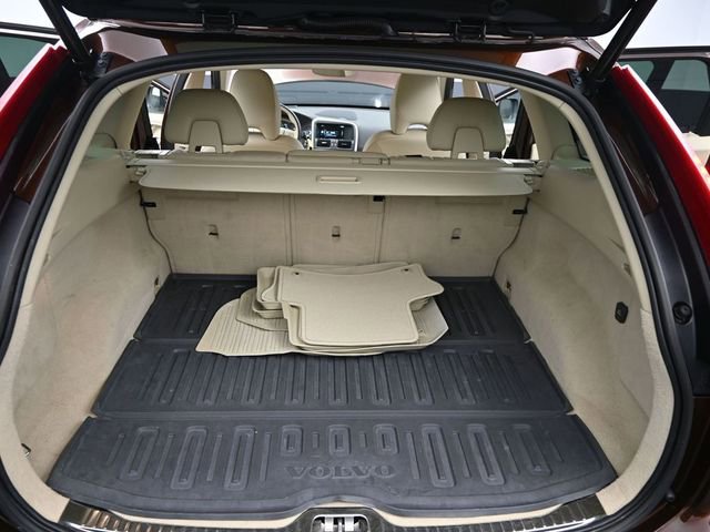 Used 2015 Volvo XC60 T5 Platinum w/ Climate Package image 17